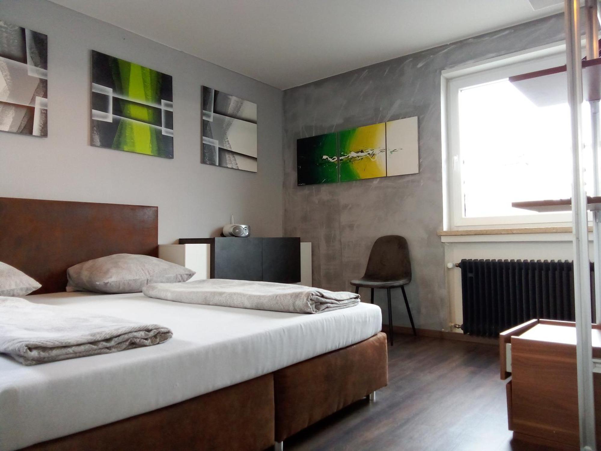 Apartments - Geraeumige 95 Qm Mit Balkon Augsburg Eksteriør billede